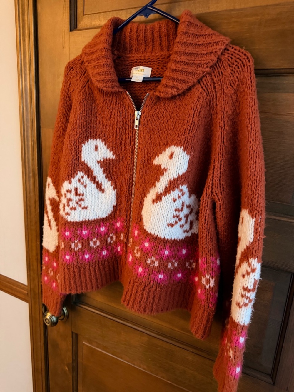 ANTHROPOLOGIE MAEVE ZIP FRONT CARDIGAN IN RED SWAN - Picture 6 of 11